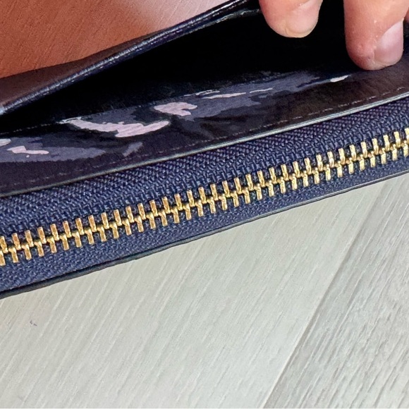 Kate Spade Navy Floral Women's Wallet - Picture 5 of 10